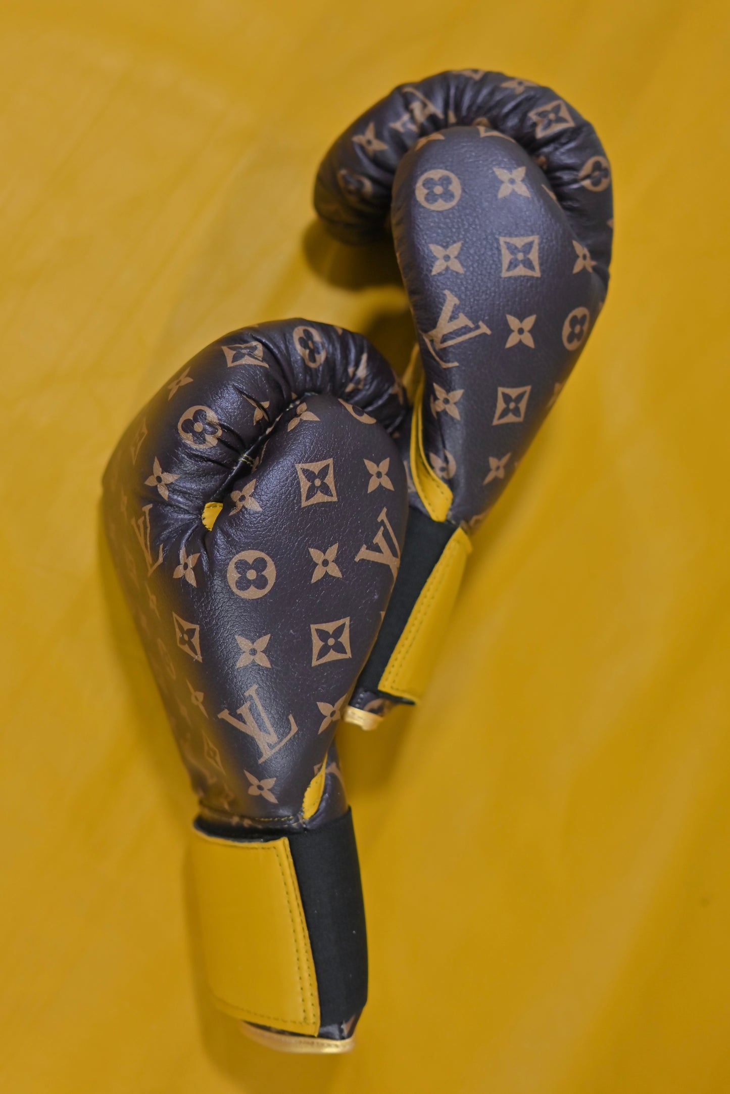 Luxury Boxing Gloves luxgloves.com