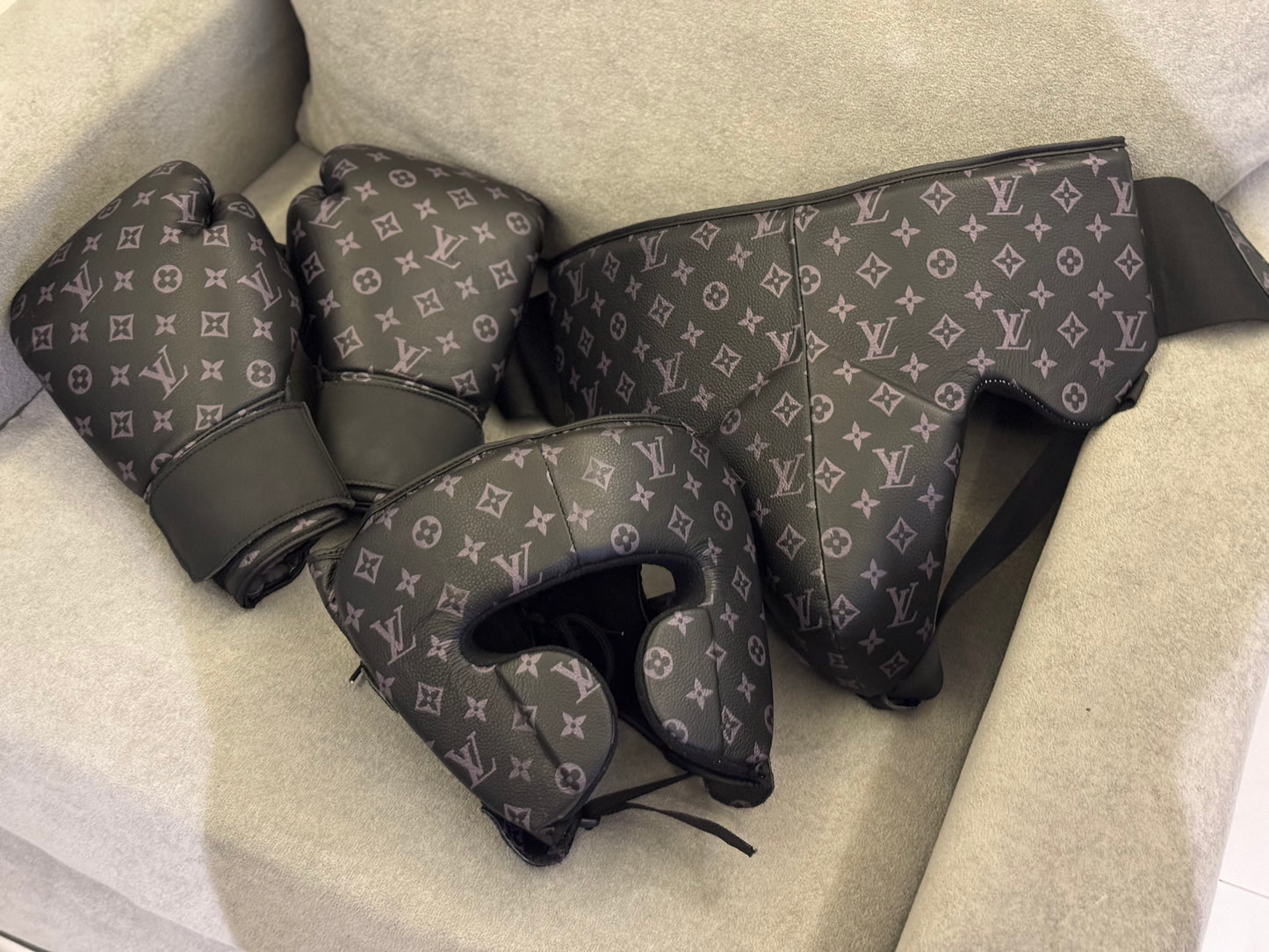 LUX GLOVE BOXING KIT Lux Gloves