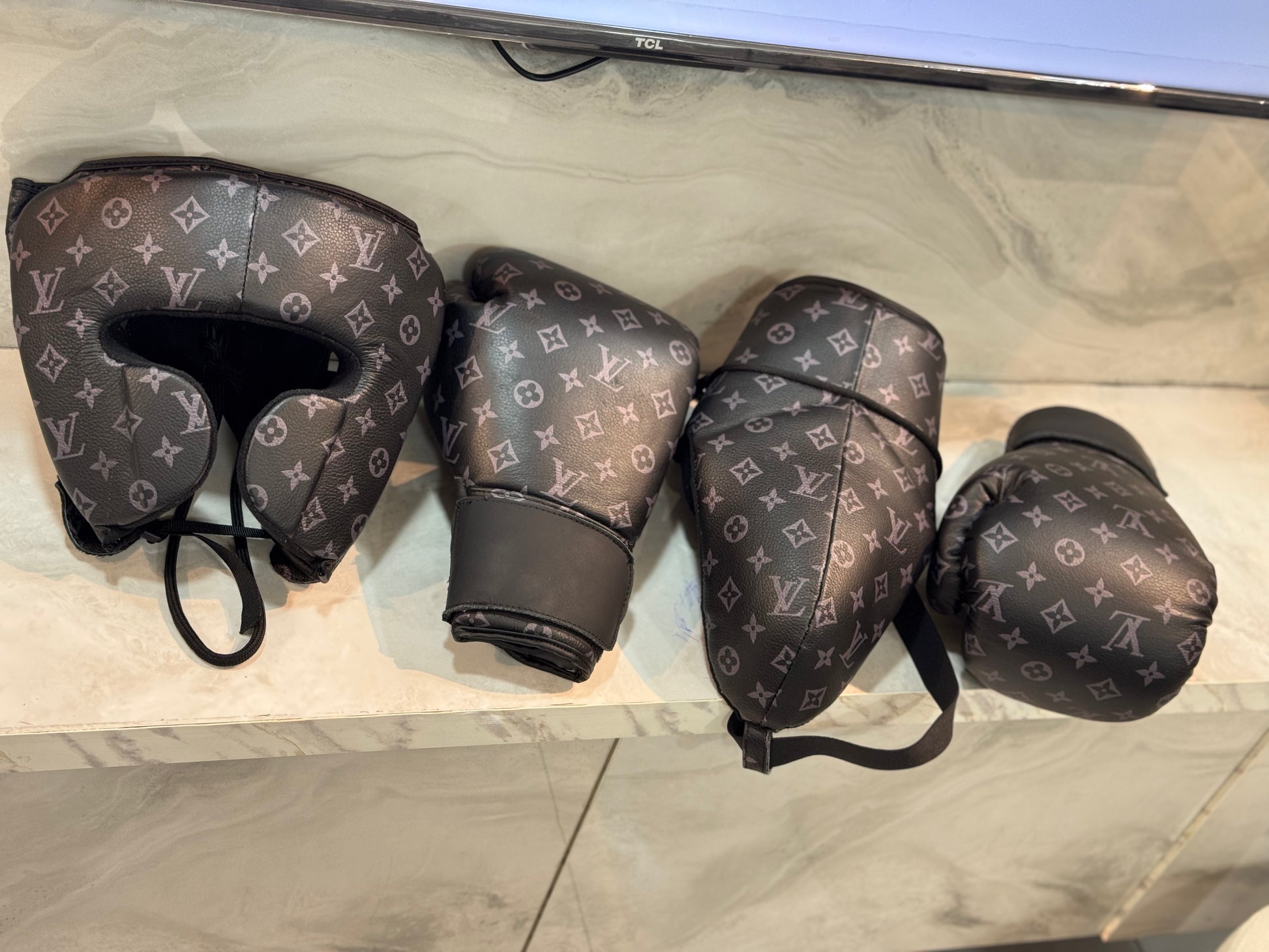 LUX GLOVE BOXING KIT Lux Gloves